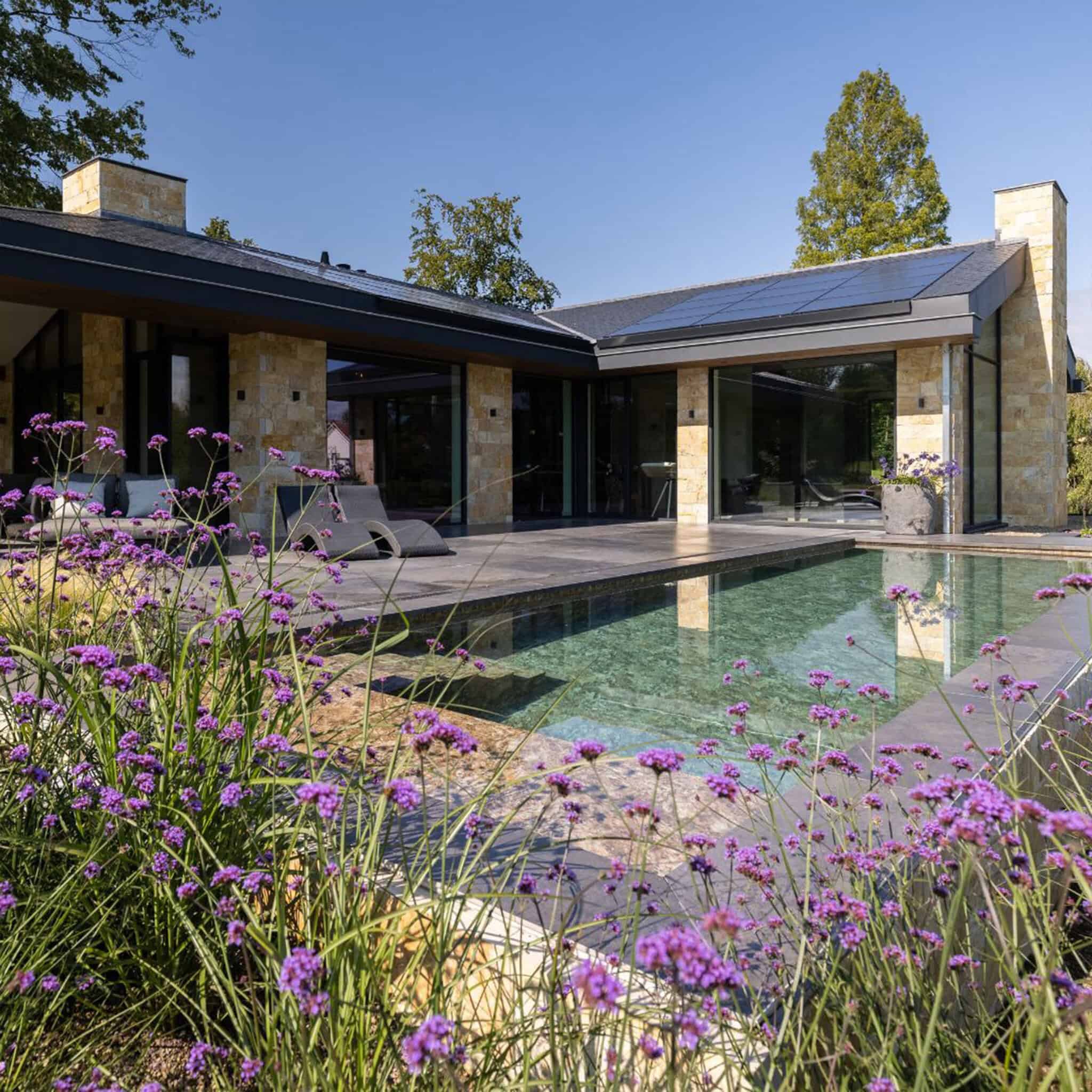 Tuinonderhoud-Dutch-Quality-Gardens-1x1-06