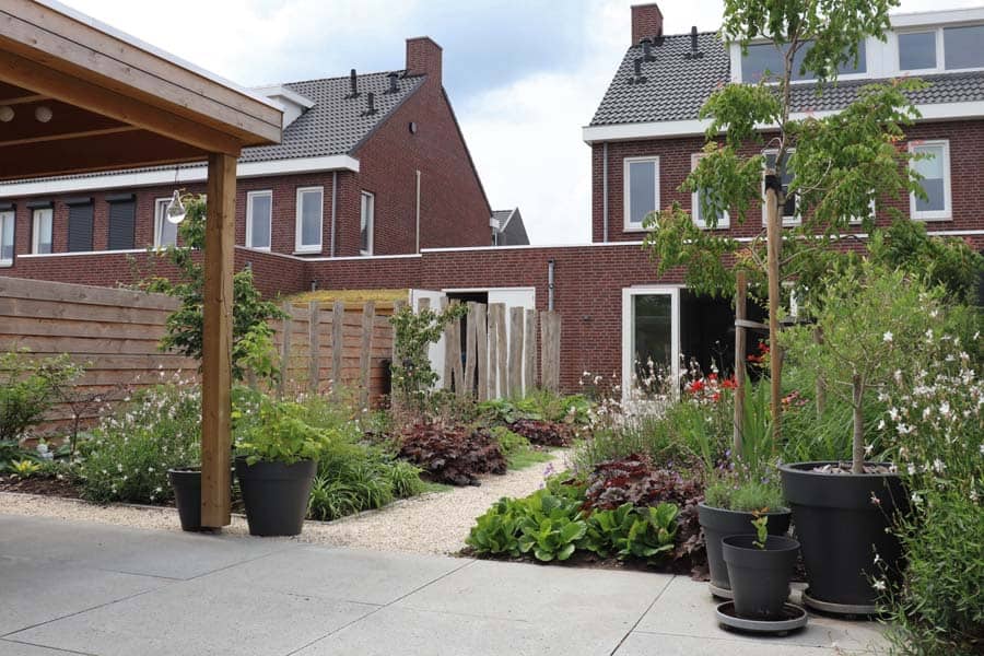 natuurlijke rustige tuin (11)
