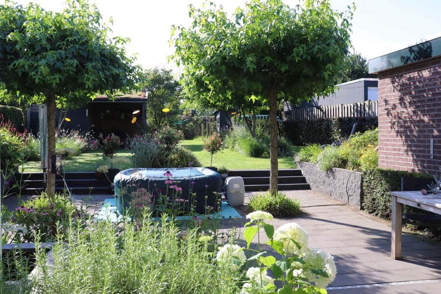 Tuin met hoogteverschillen